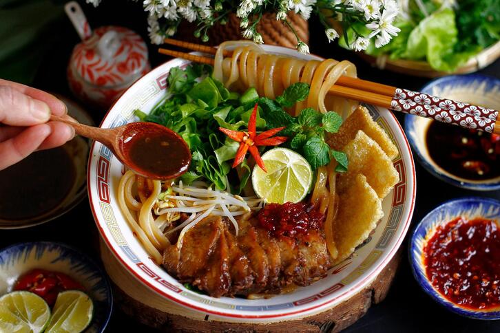 Cao lầu – Đặc sản mang dấu ấn Hội An