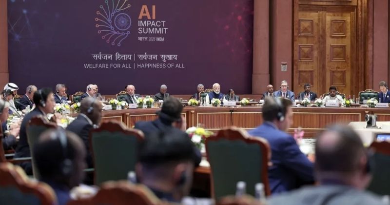 Đạo Luật AI Toàn Cầu 2026 Chính Thức Được Ký Kết, Tác Động Gì Đến Ngành Công Nghệ? 2 Đạo luật AI Toàn cầu 2026 đánh dấu bước tiến vĩ đại trong việc đưa Trí tuệ nhân tạo vào khuôn khổ đạo đức và pháp lý chung của nhân loại.