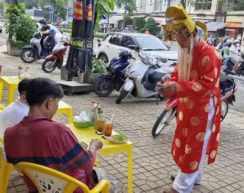 Tại sao người Việt thích "mở hàng" đầu năm bằng tấm vé số kiến thiết? 5 Mua vé số đầu năm nên được nhìn nhận thế nào?